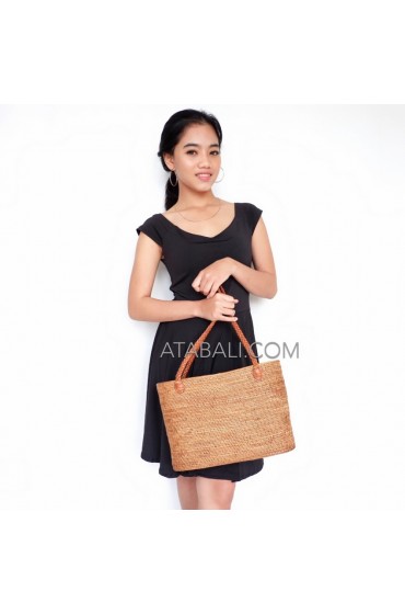 Women ata handwoven bag with wire leather handle